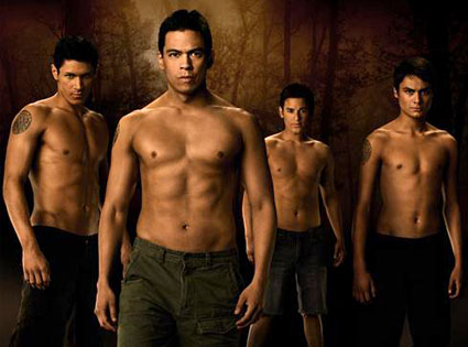 Alex Meraz, Chaske Spencer, Bronson Pelletier, Kiowa Gordon, Wolf Pack, New Moon Alex Meraz, Chaske Spencer, Bronson Pelletier, Kiowa Gordon, Wolf Pack, New Moon
